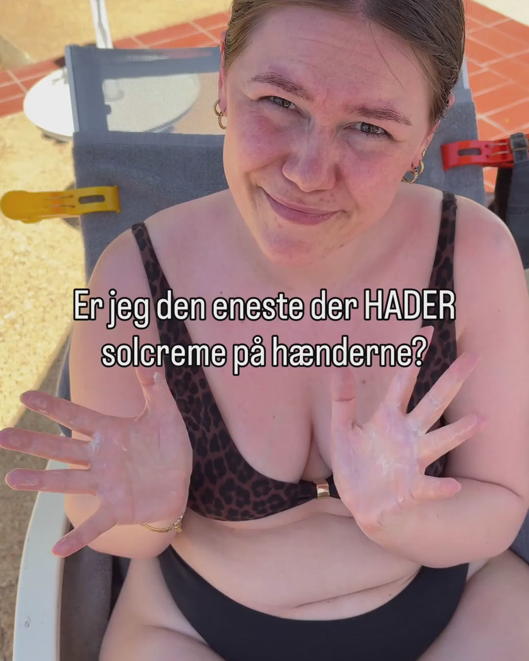 Indlæs video: Solcremeapplikator (Blå)